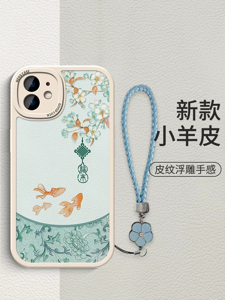 「花佑錦鯉」適用蘋果15手機殼新款iPhone17Pro國風16掛繩14高級女款12ProMax全包13小羊皮11防摔殼0627